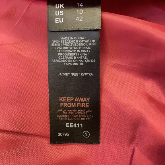 BNWT SIZE 14 JULIPA RED CRIMSON CLARET DIAMOND PADDED ZIP BUTTON JACKET COAT - Picture 12 of 12